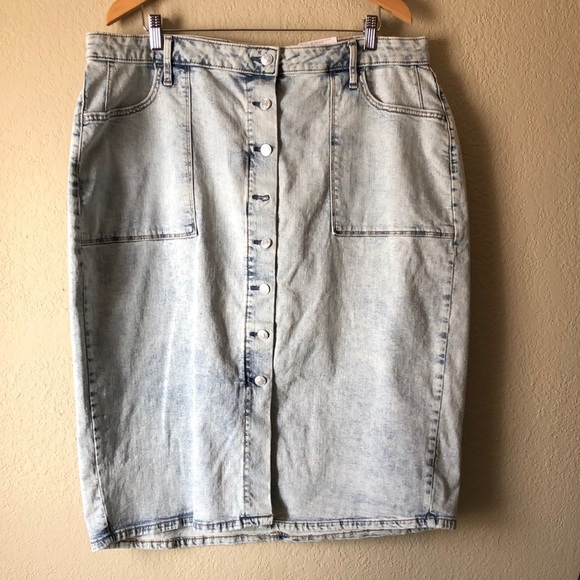 Sonoma Womens Jean Midi Skirt Size 18W Acid Wash Button Fly Retro 80s Style - Picture 3 of 11